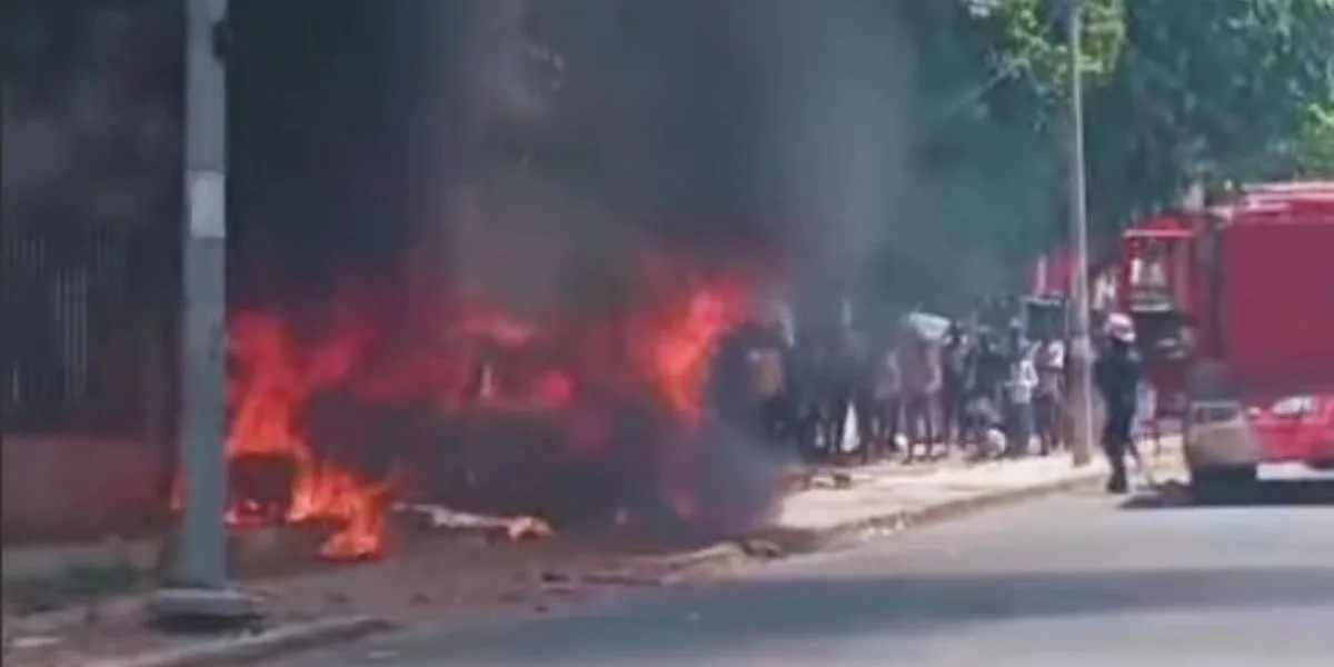 Dívida de 370 Meticais Termina em Despiste e Viatura em Chamas no Jardim dos Madgermans